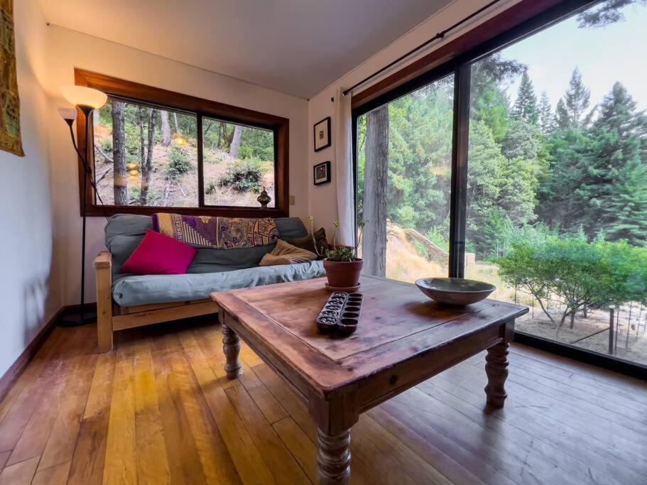 Little House In The Redwoods With A Hot Tub! Appartement Garberville Buitenkant foto